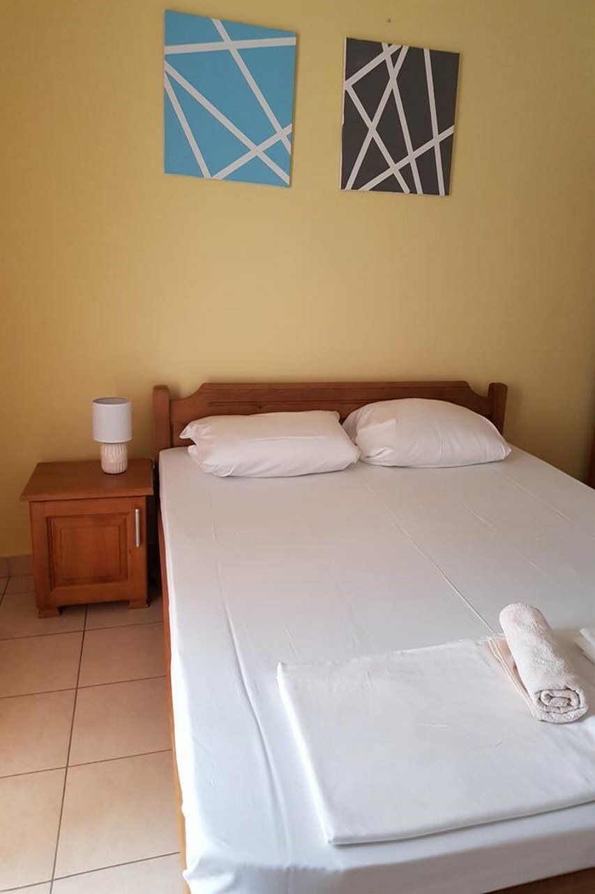 Guesthouse Sun Hostel بودفا المظهر الخارجي الصورة